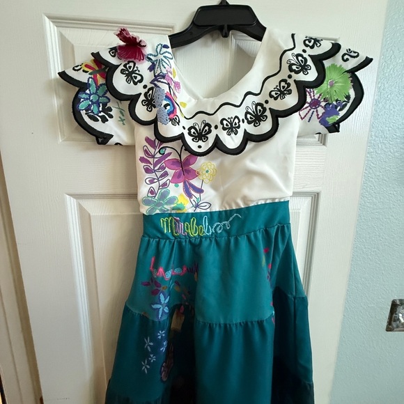 Disney Encanto Mirabel Dress & Glasses Bibbidi Bobbidi Boutique 7/8 Exclusive - Picture 4 of 15